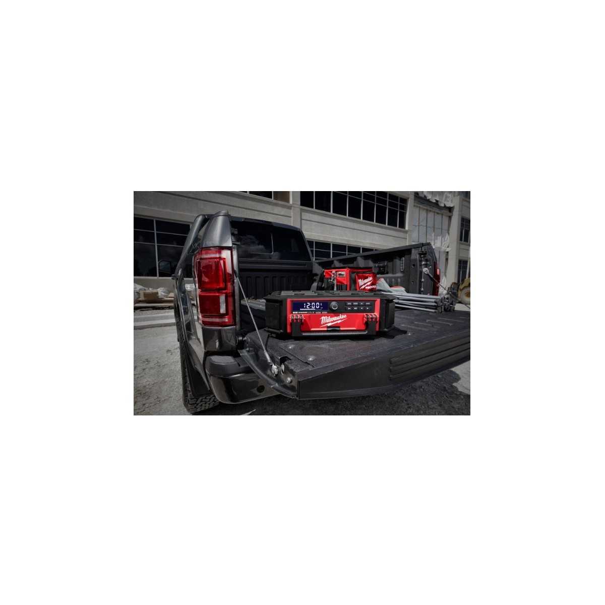 Milwaukee RADIO DAB M18™ 40W BLUETOOTH CARICABATTERIE - immagine 5