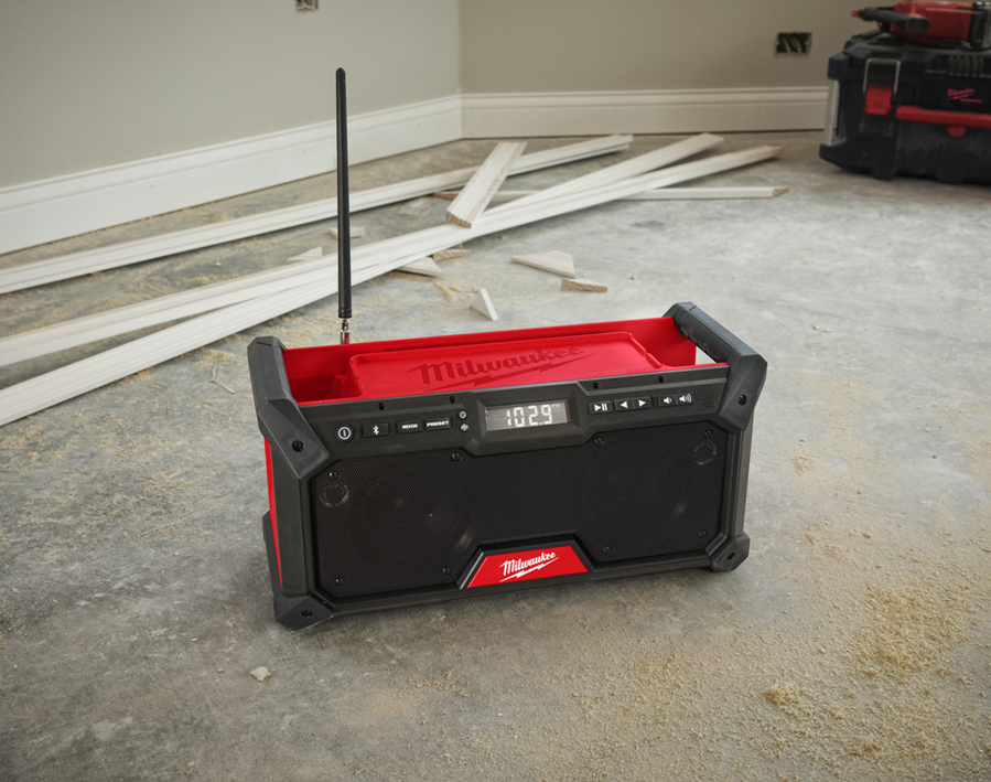 Milwaukee M18 RC2DAB+-0 RADIO DA CANTIERE 18V BATTERIA OMAGGIO - immagine 8
